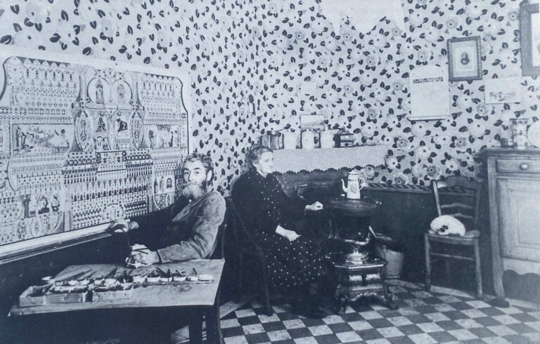 Augustin Lesage dans sa maison de Burbure avec Mandine, 1936